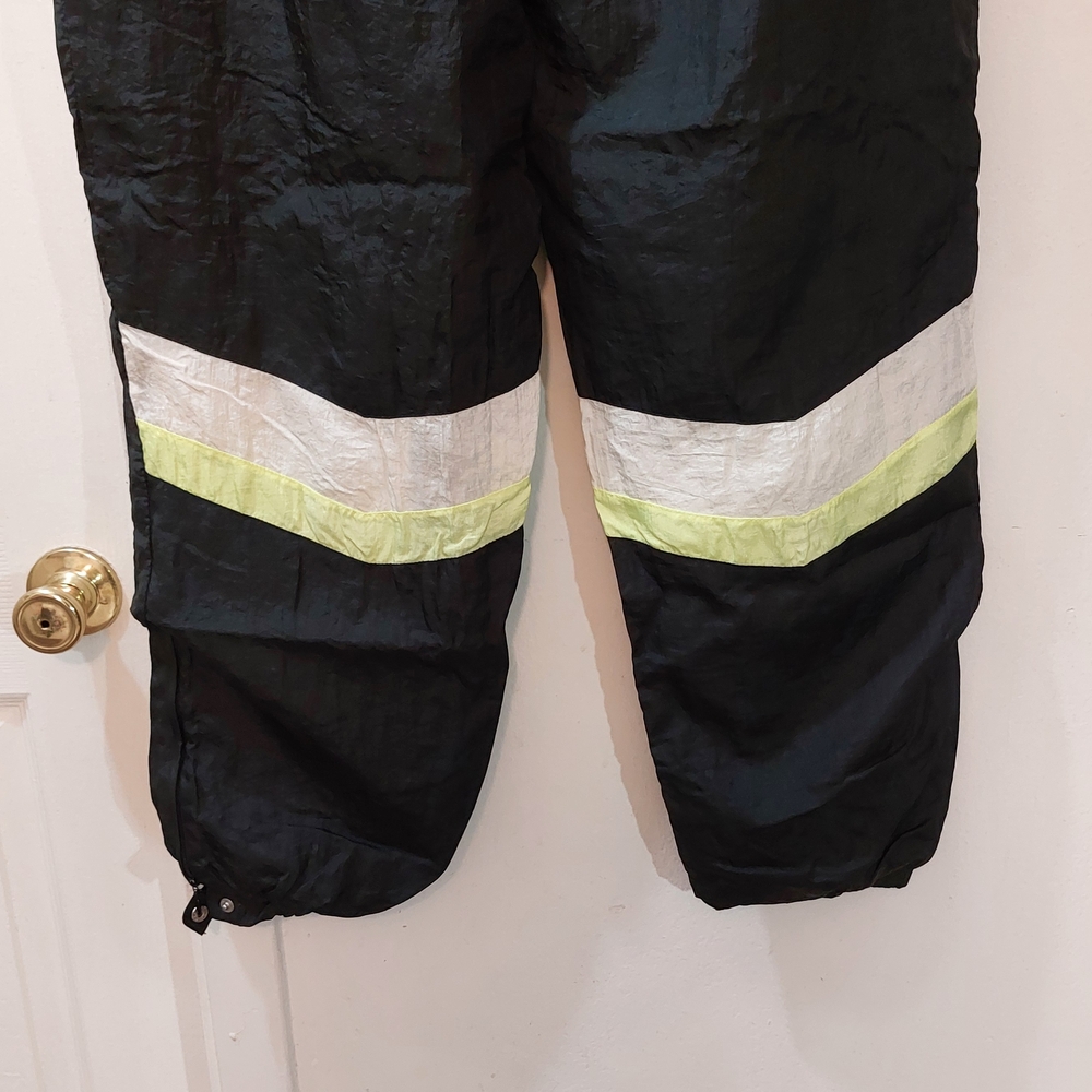 Givenchy Vintage Black and White Windbreakers With Neon Detail Size XL - Picture 3 of 11